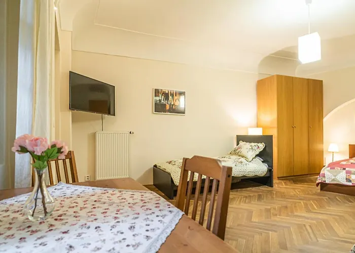 Apartment Stylish At Lesser Town, Charles Bridge 3min By Walk