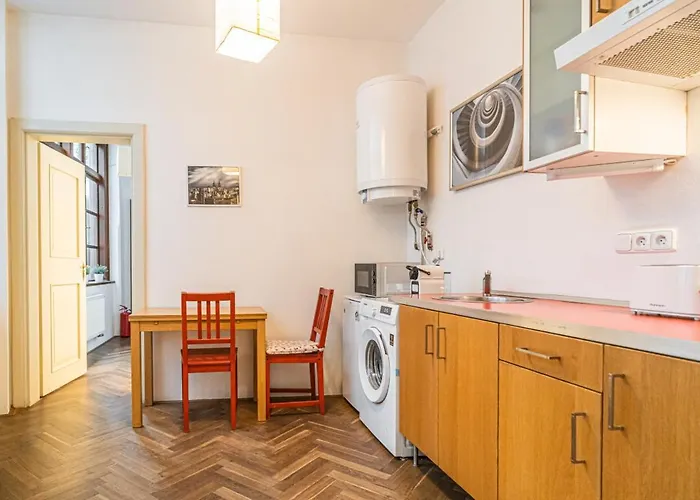 Apartment Stylish At Lesser Town, Charles Bridge 3min By Walk *